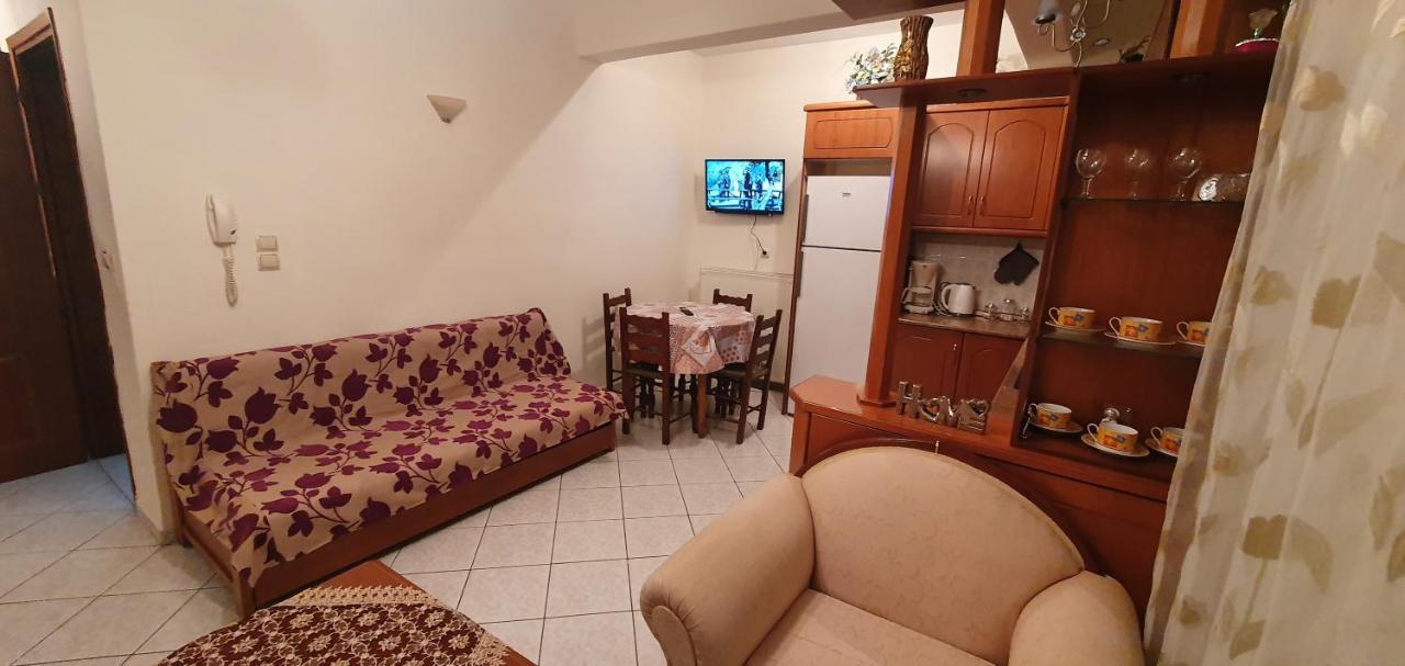 Panos 2 *